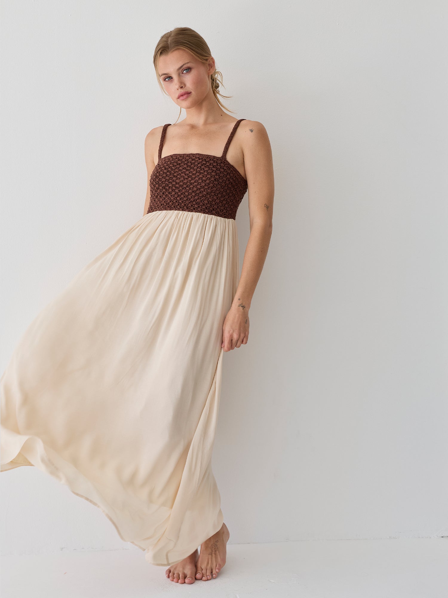 Jane Basket Weave Mixed Media Maxi Dress