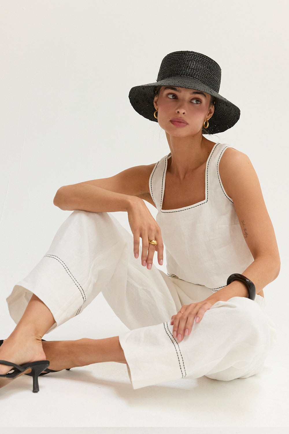 Devin Contrast Stitch Cropped Top & Pants Linen Two Piece Set